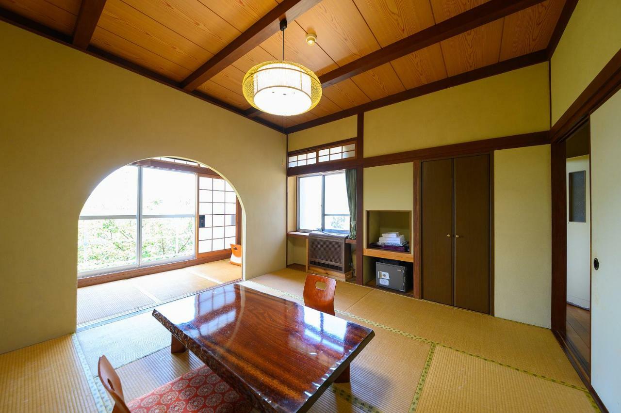 Hôtel Kazeno Sanso Yamashiro à Yufu Extérieur photo