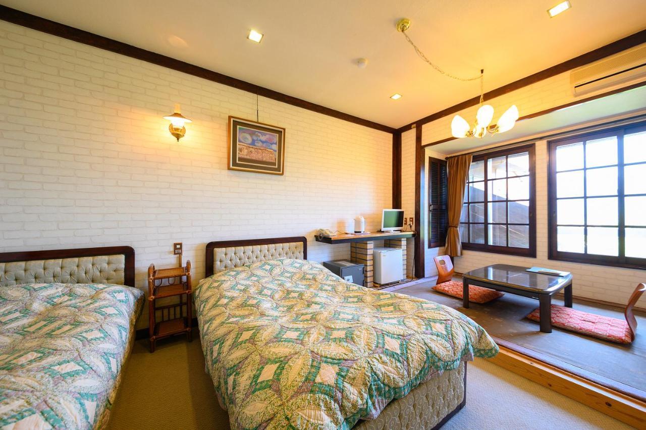 Hôtel Kazeno Sanso Yamashiro à Yufu Extérieur photo